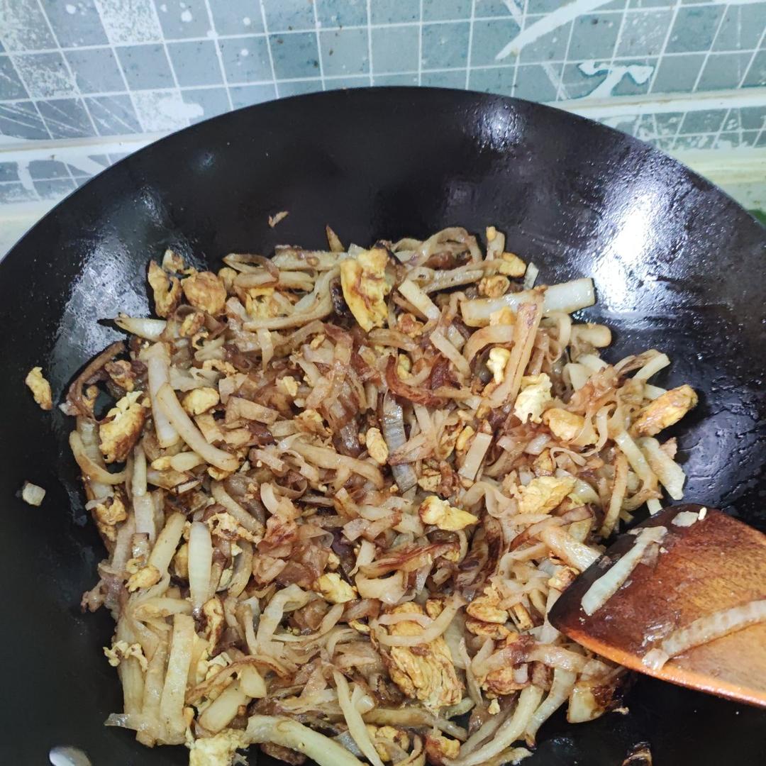 炒饼-洋葱鸡蛋