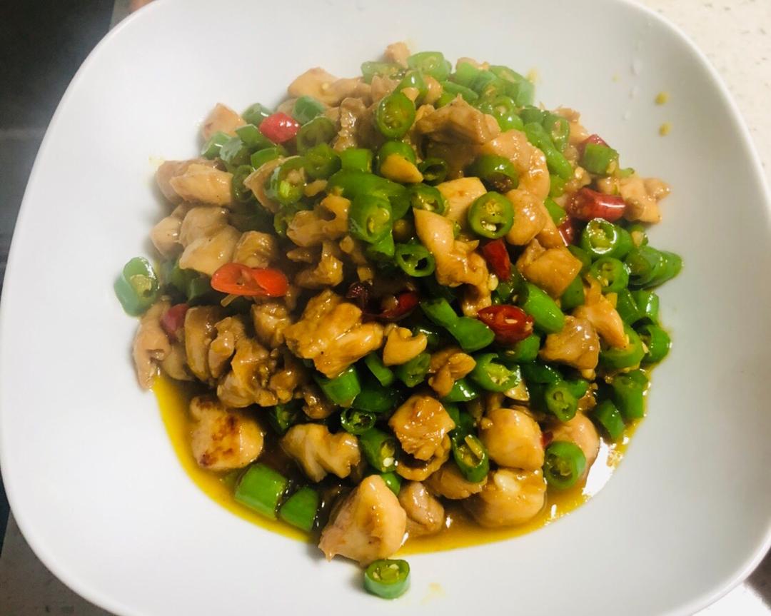 青椒鸡腿肉的做法