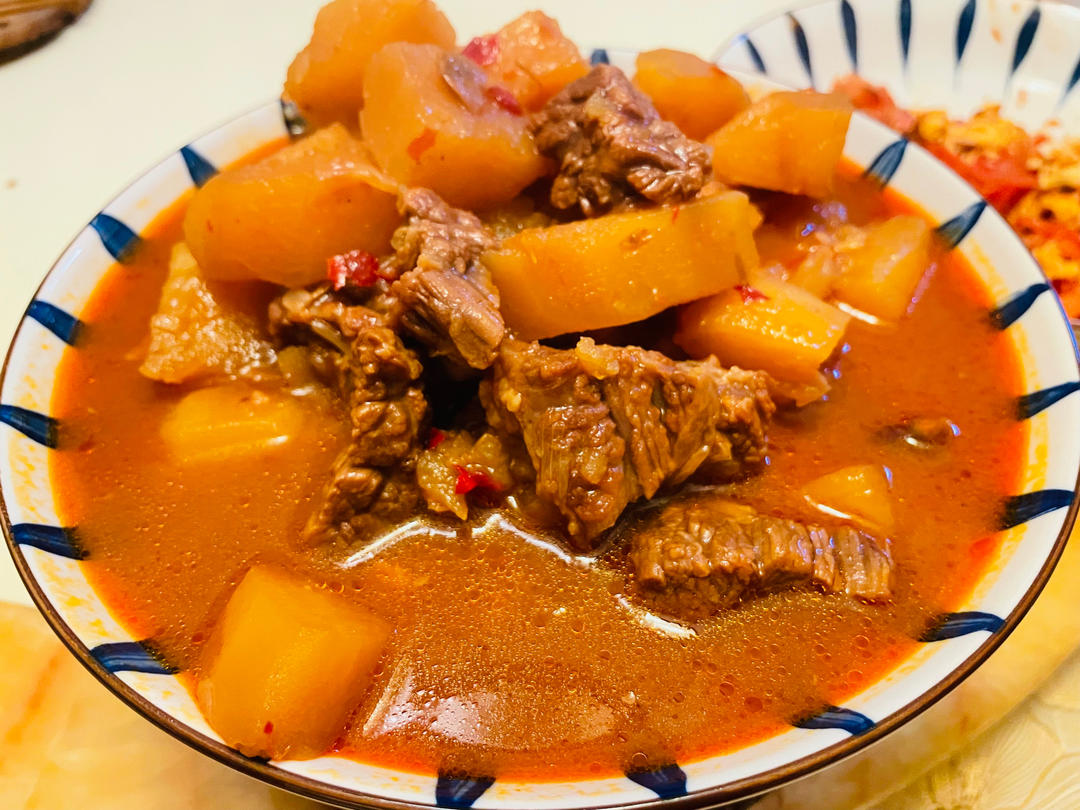 土豆焖牛腩