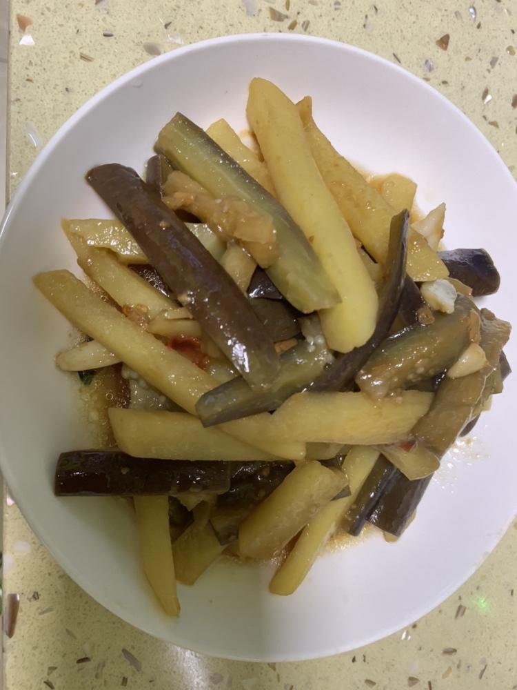 土豆和茄子搭档的做法