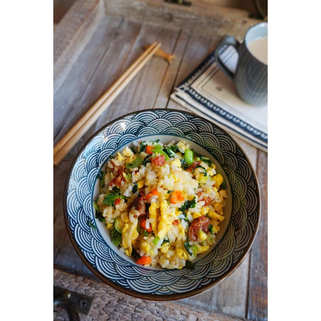 爆好吃的无敌腊肠炒饭