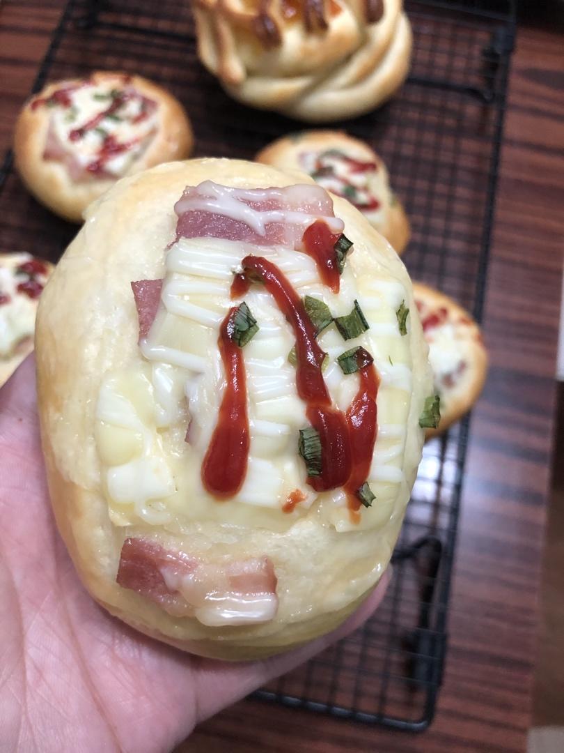 肉松芝士面包