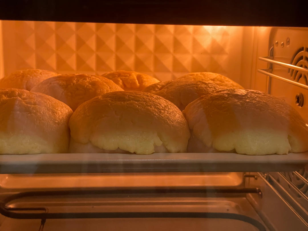 冷了依然酥香的菠萝包