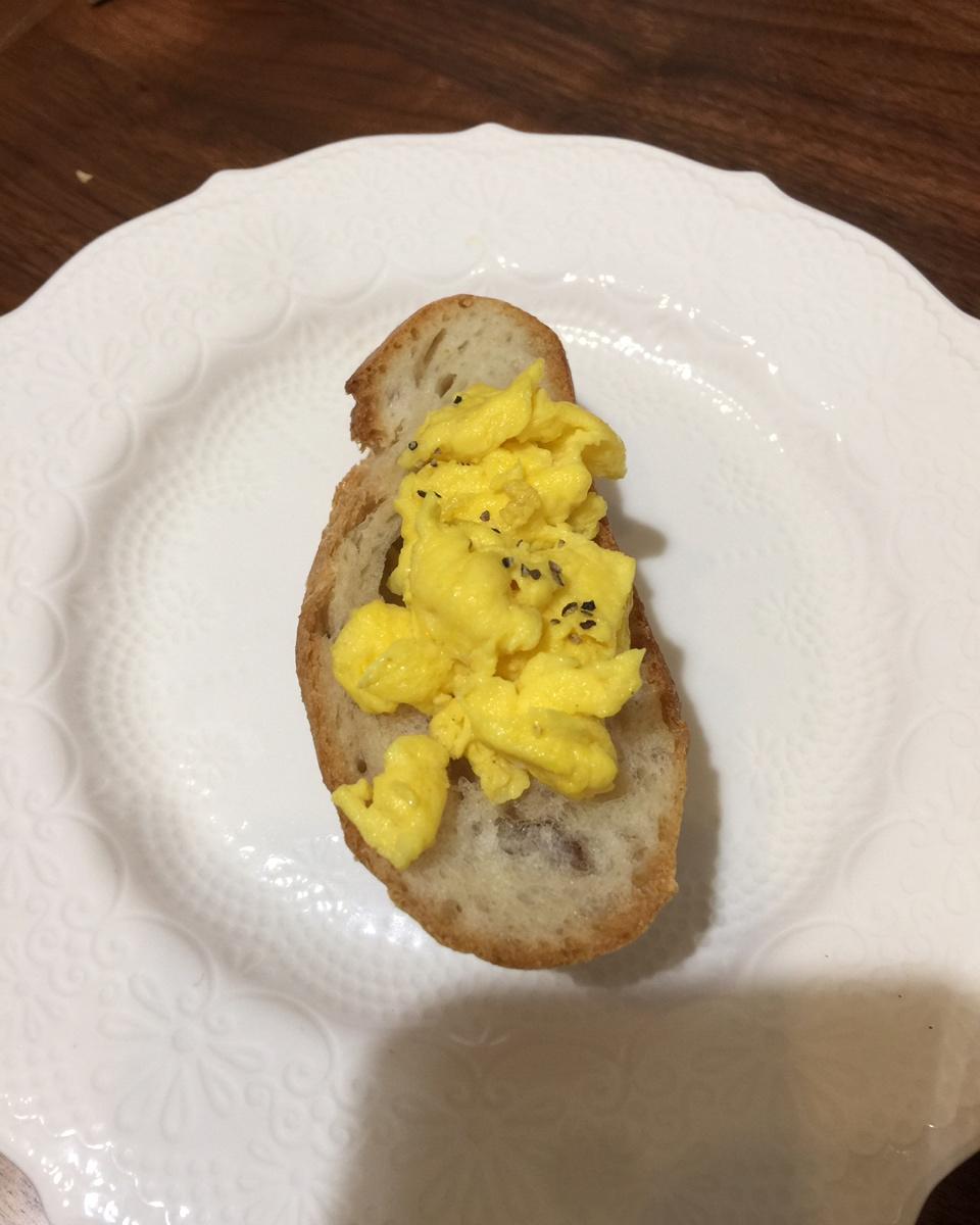 美式炒蛋 scrambled eggs