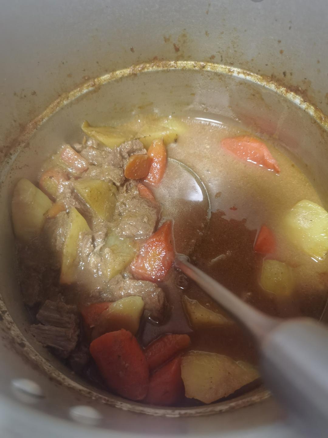 红烧牛肉土豆 （独家秘制）