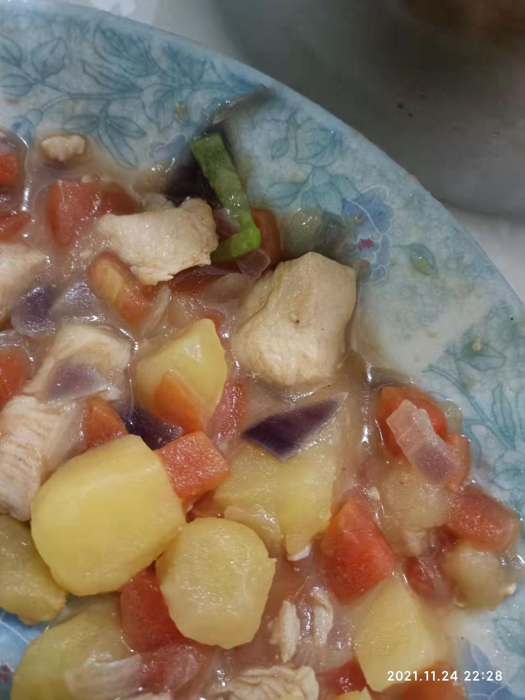 鸡胸肉焖土豆