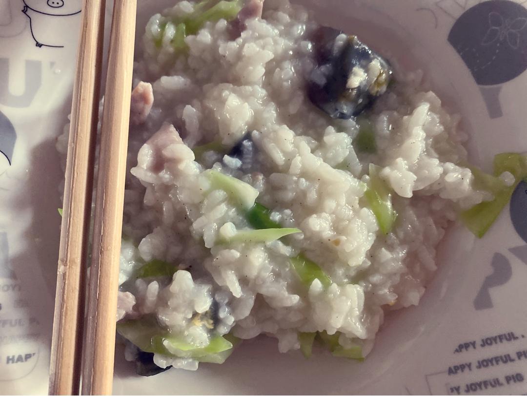 菠菜皮蛋瘦肉粥(巧用剩米饭)&皮蛋瘦肉燕麦粥(健康版)