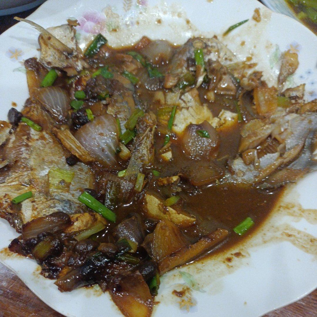酱香鲳鱼