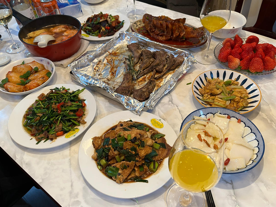 我家的小饭桌