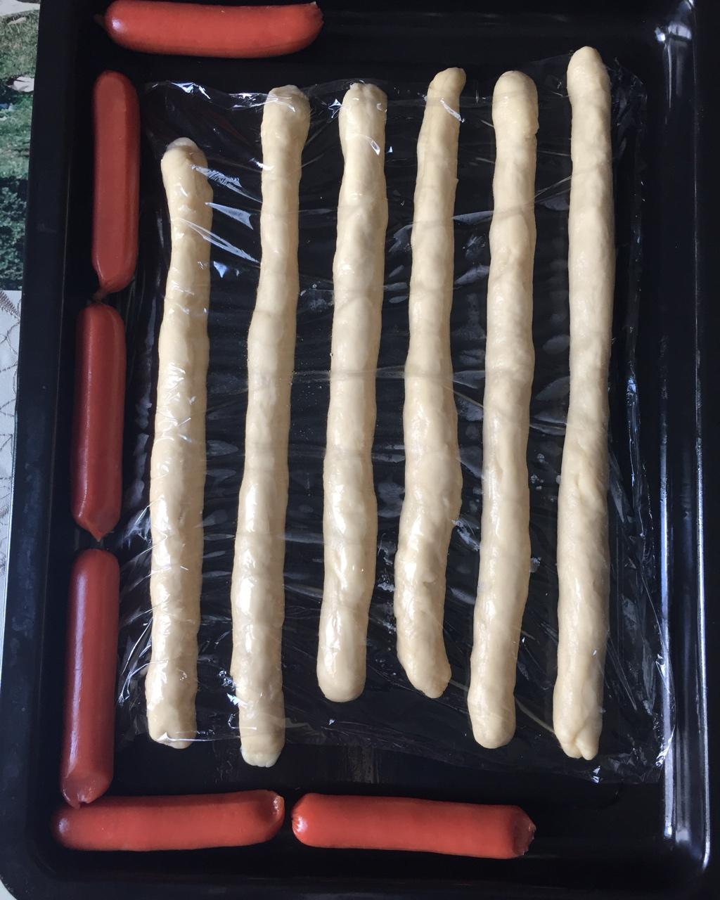 葱香肠卷面包