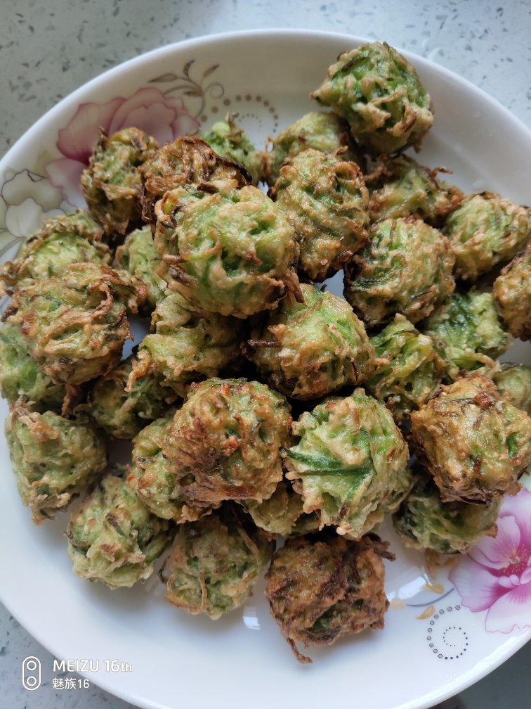 炸萝卜丝丸子