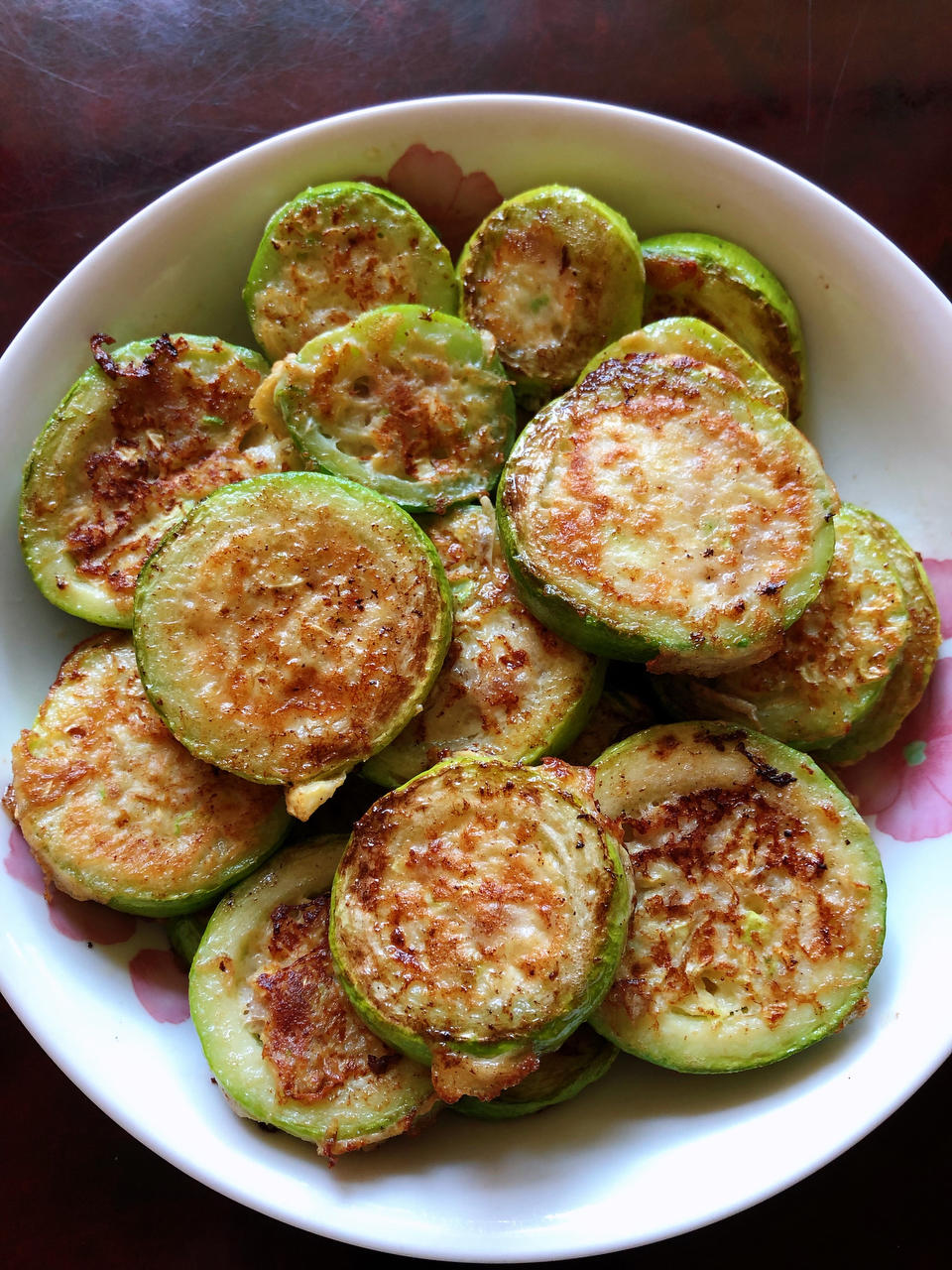 小姨妈云南小瓜煎鸡蛋（简单素菜，多彩多滋味）