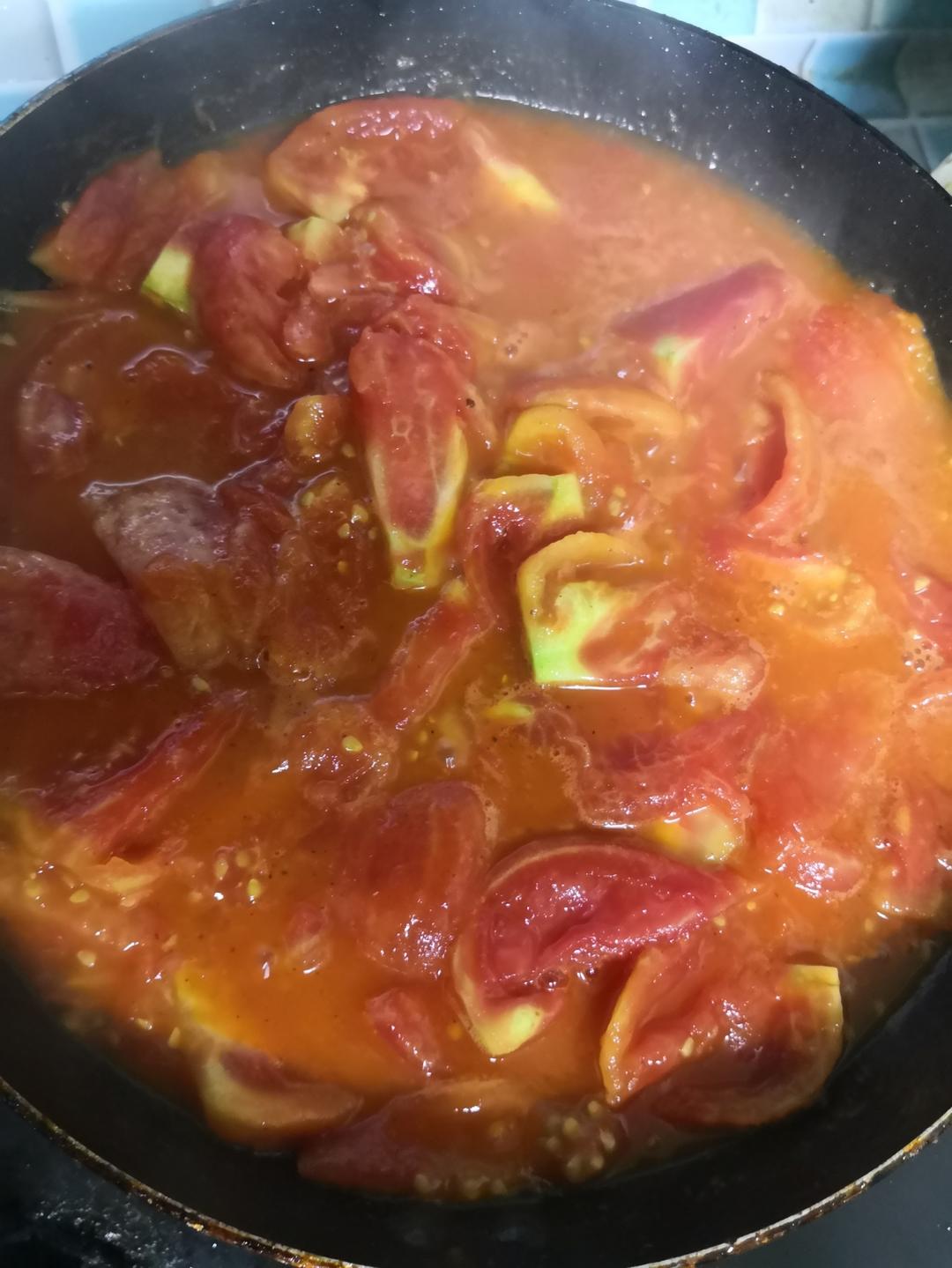 汤浓肉嫩的番茄牛腩，牛腩软烂秘法