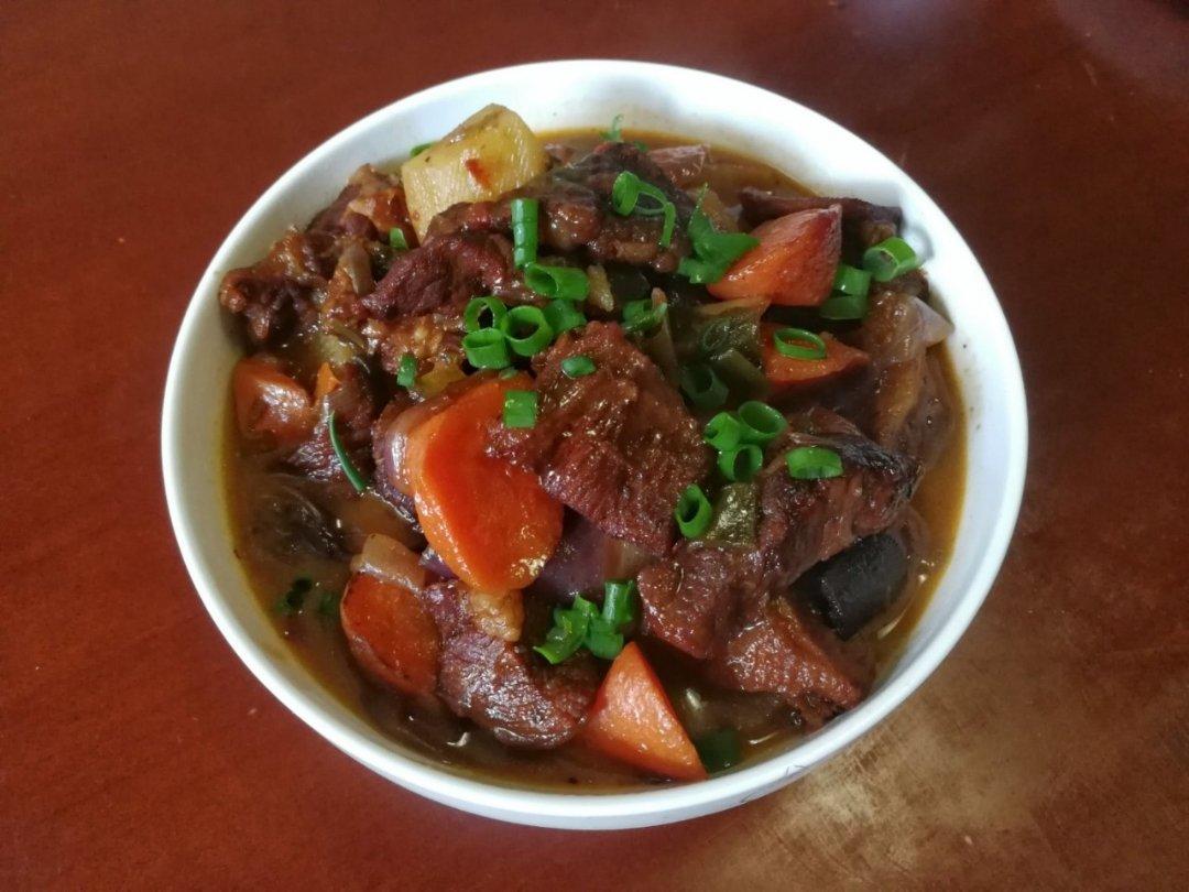 番茄土豆炖牛腩