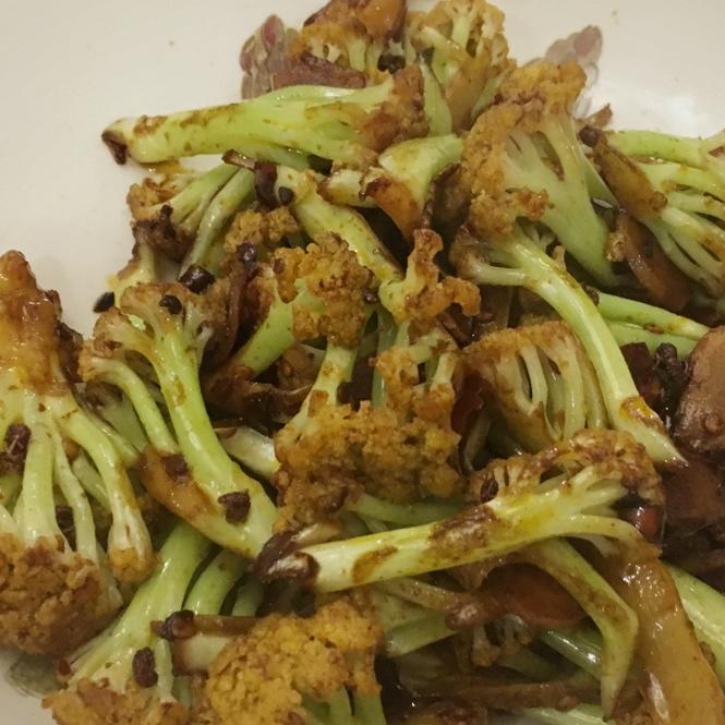 很“浪费”米饭的家常菜之一-------干锅菜花