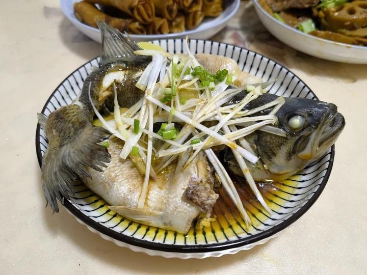 清蒸鲈鱼