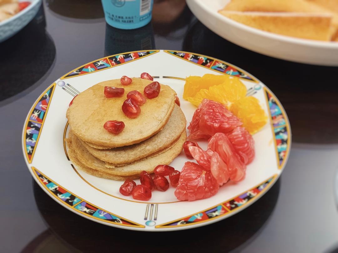 香蕉松饼(无油无糖全麦粉版)