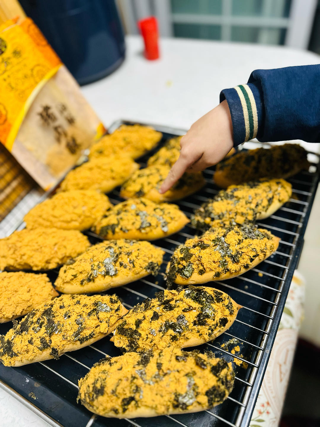 一个面团就能撑起一家店的台式面包—肉松包