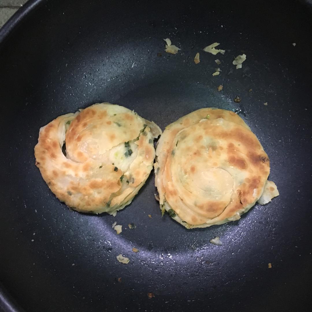 层薄如纸外酥内软的手抓饼&葱油饼