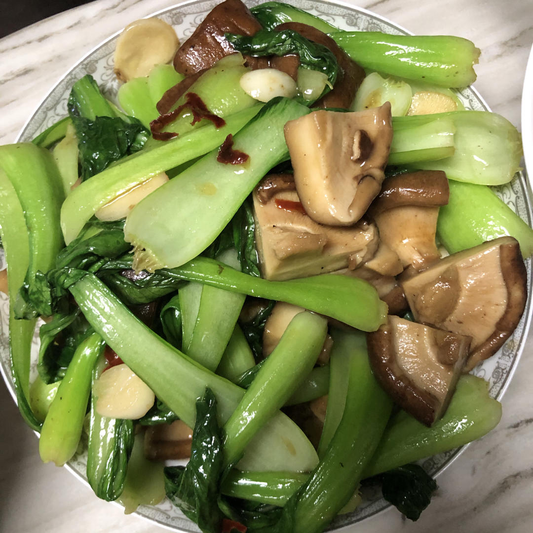 青菜烧香菇