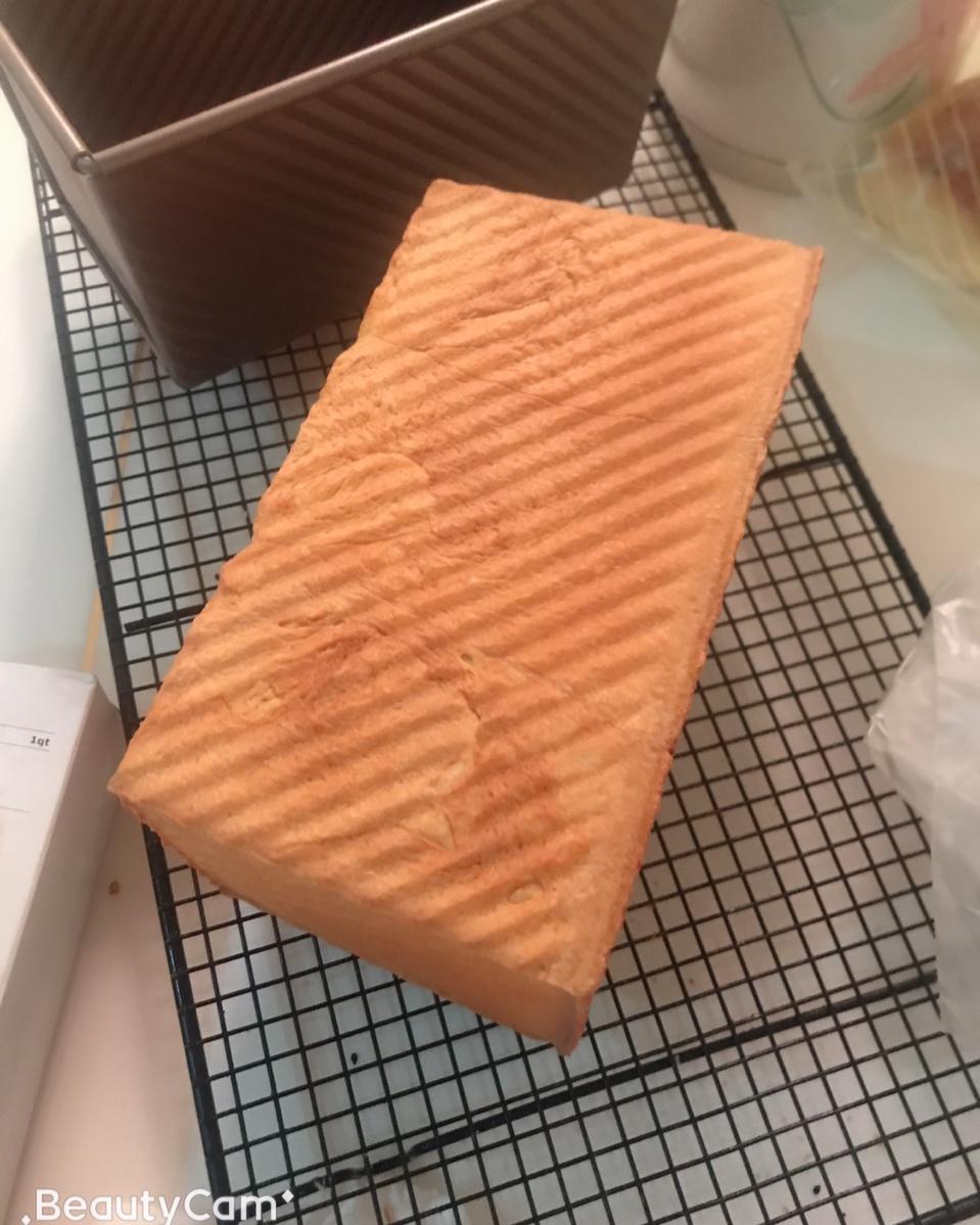 奶油吐司，鲜奶奶油嫩白吐司