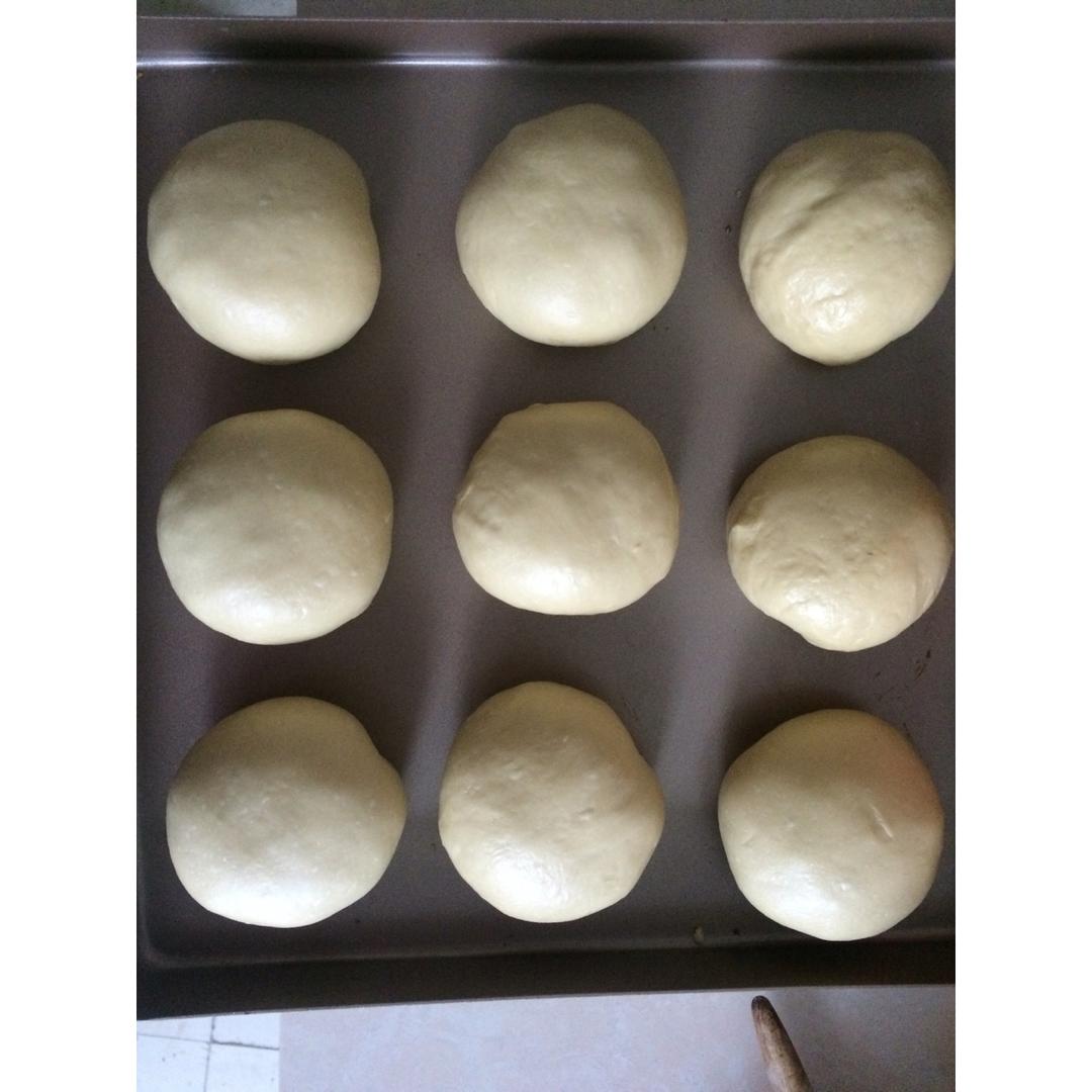 超软牛奶小餐包