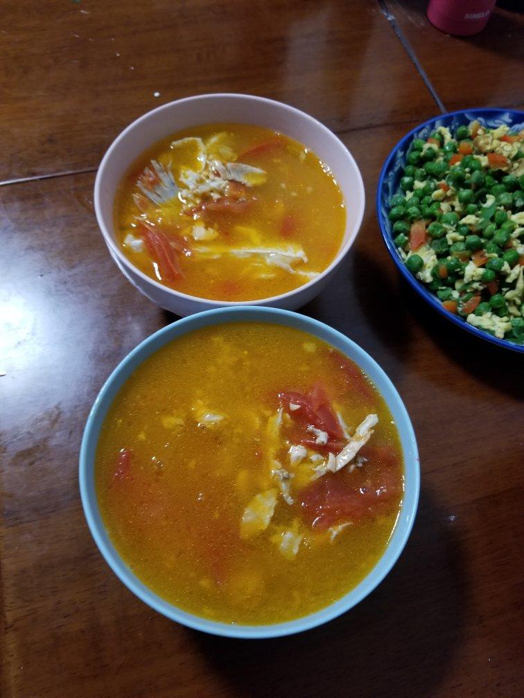 蕃茄豆腐三文鱼汤