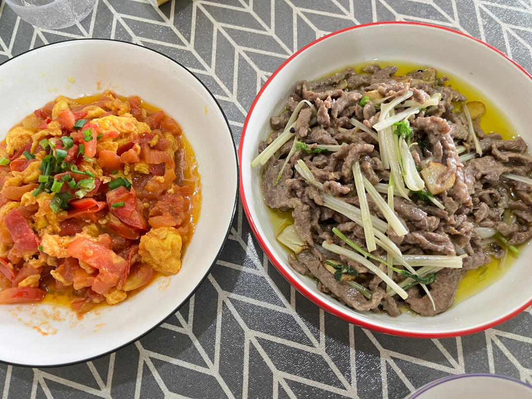 牛肉丝炒香芹