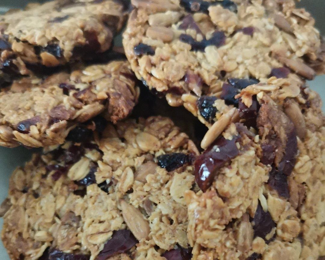 低糖红枣燕麦饼干的做法