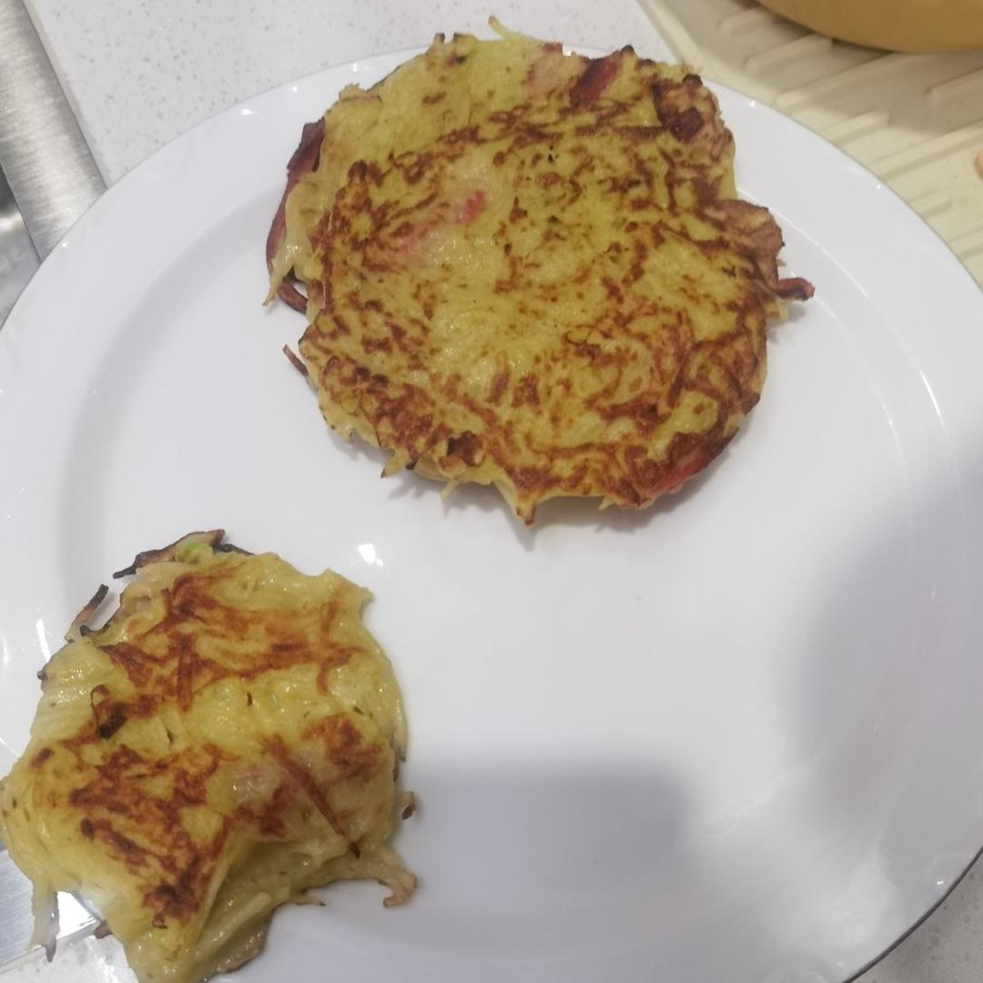 不用揉面❗️上桌就被抢光的土豆火腿饼，吃一次就爱上