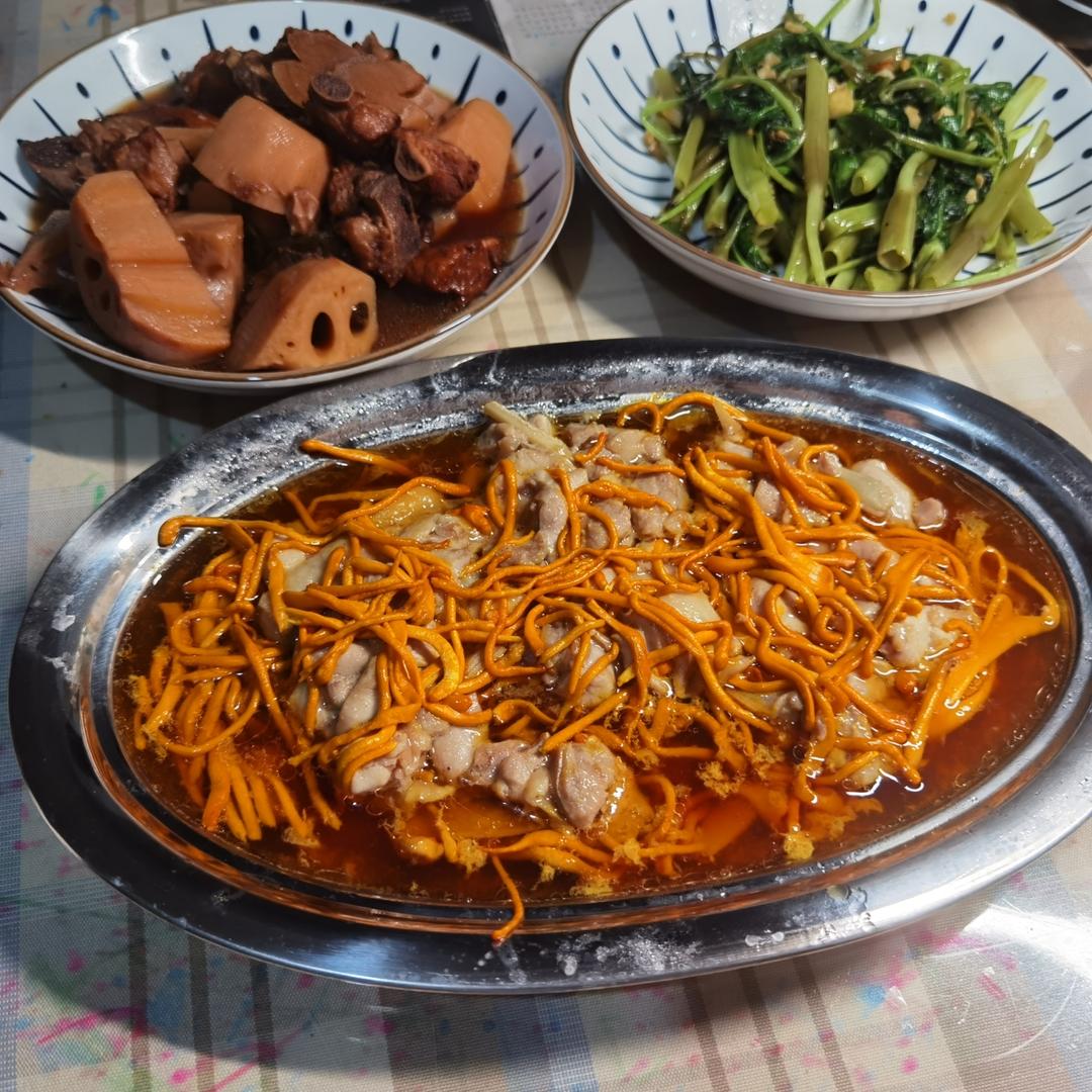 地道广东味——虫草花蒸鸡