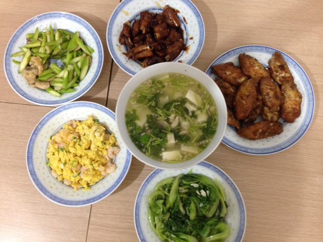 芦笋炒蘑菇