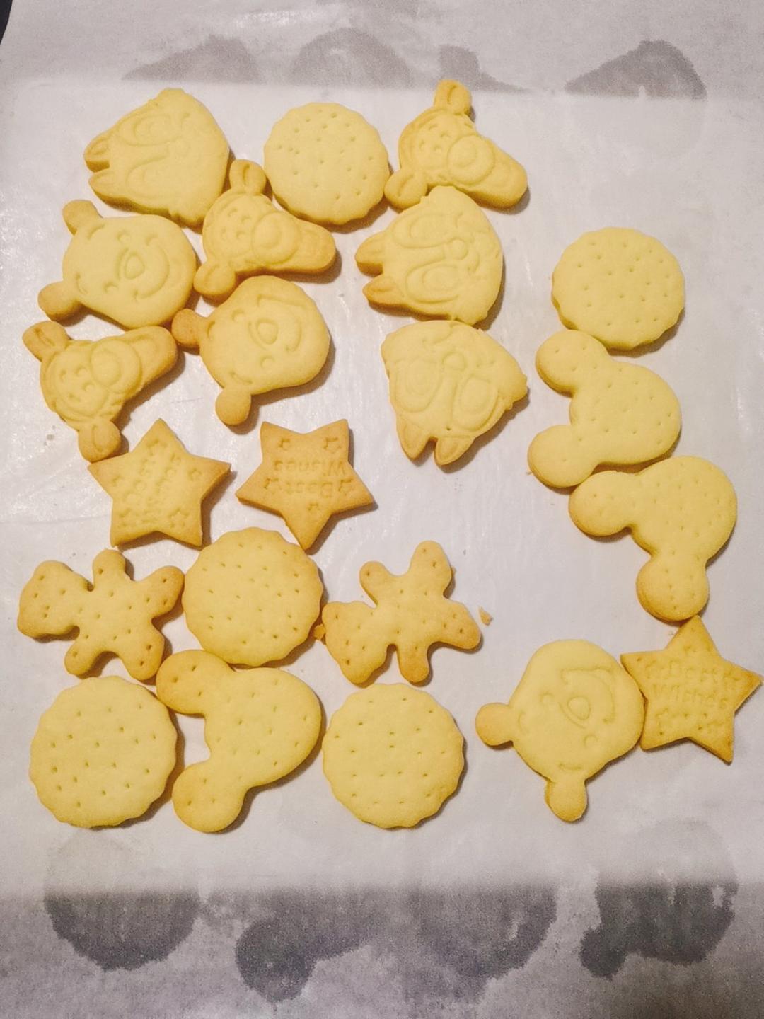 爱不释手的卡通姆明黄油饼干