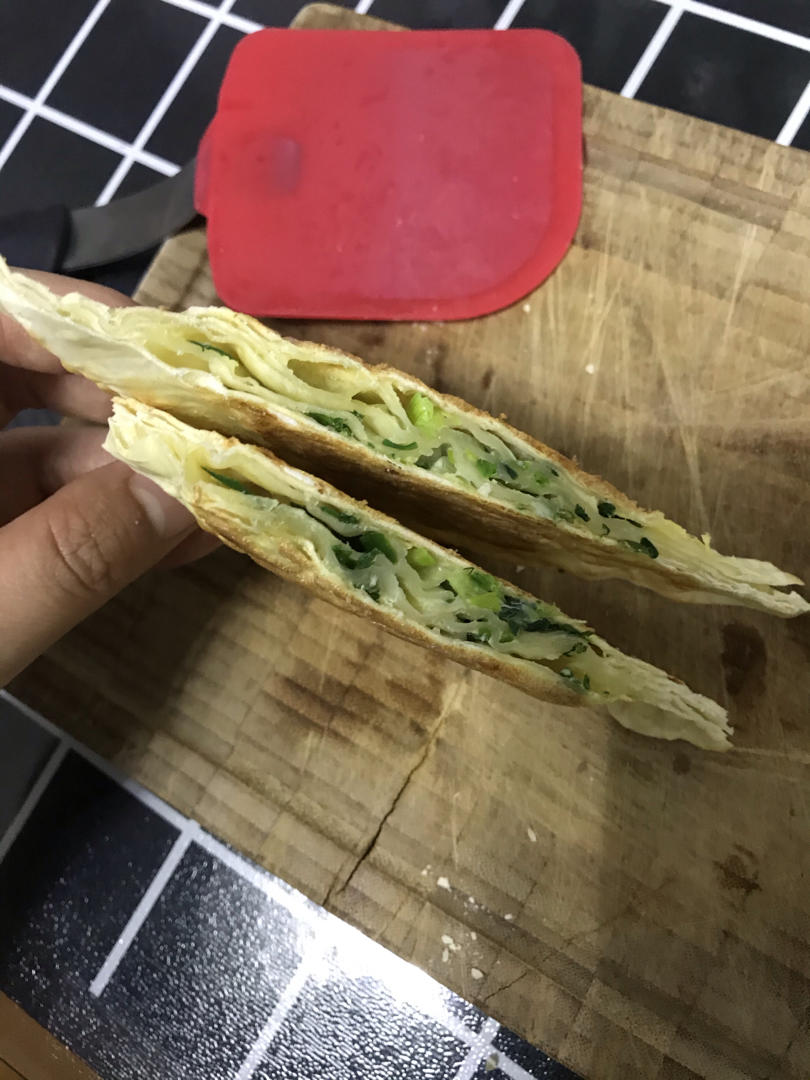 馄饨皮葱油饼