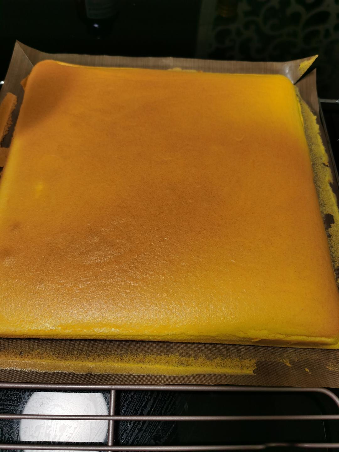 蛋糕卷这样做‼️不掉皮不开裂（小视频食谱）