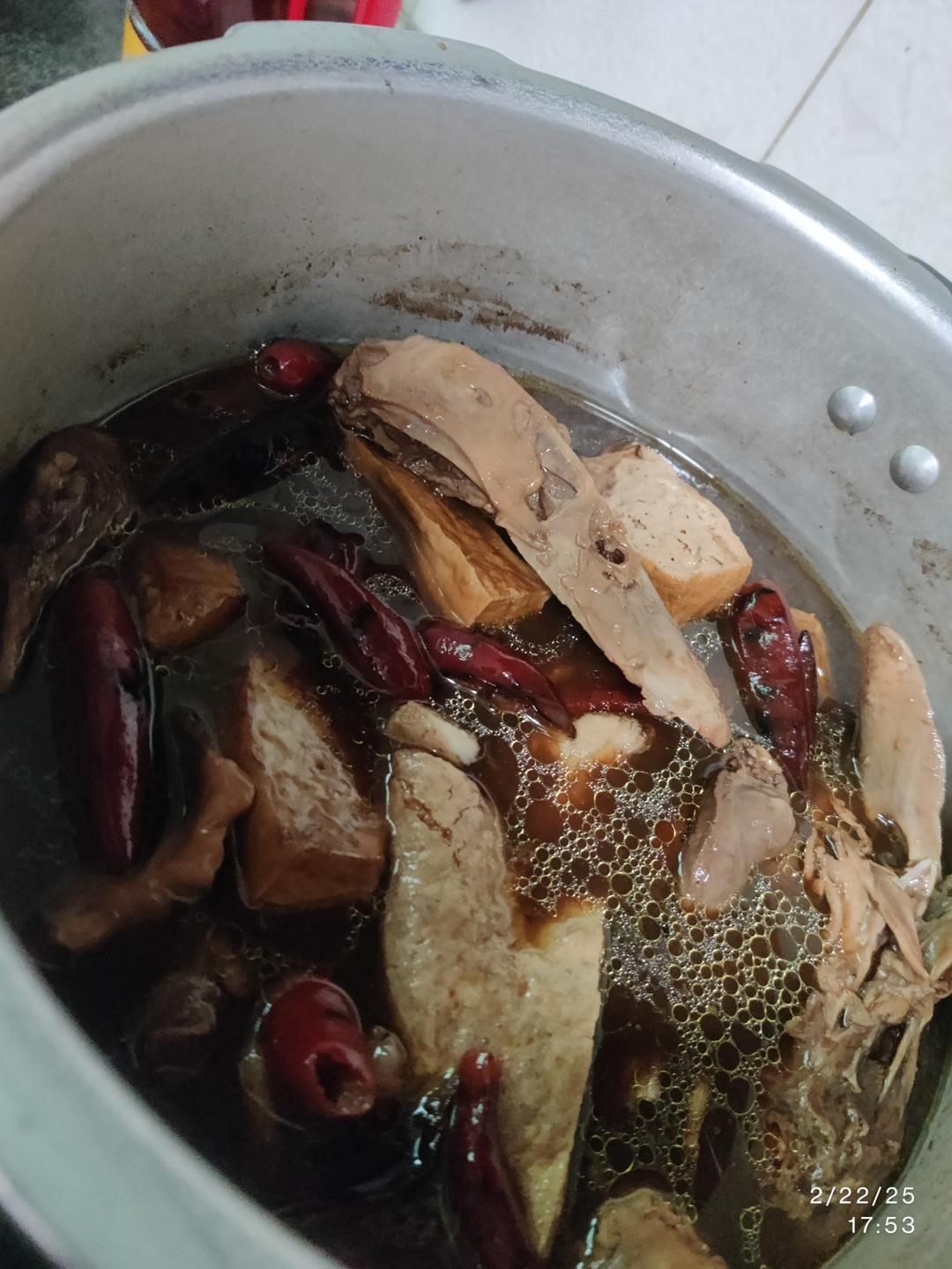 家常卤鸭头👍超简单哦