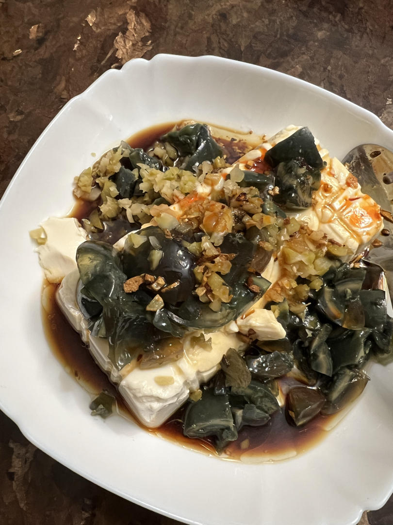【最佳CP～】凉拌皮蛋豆腐✨