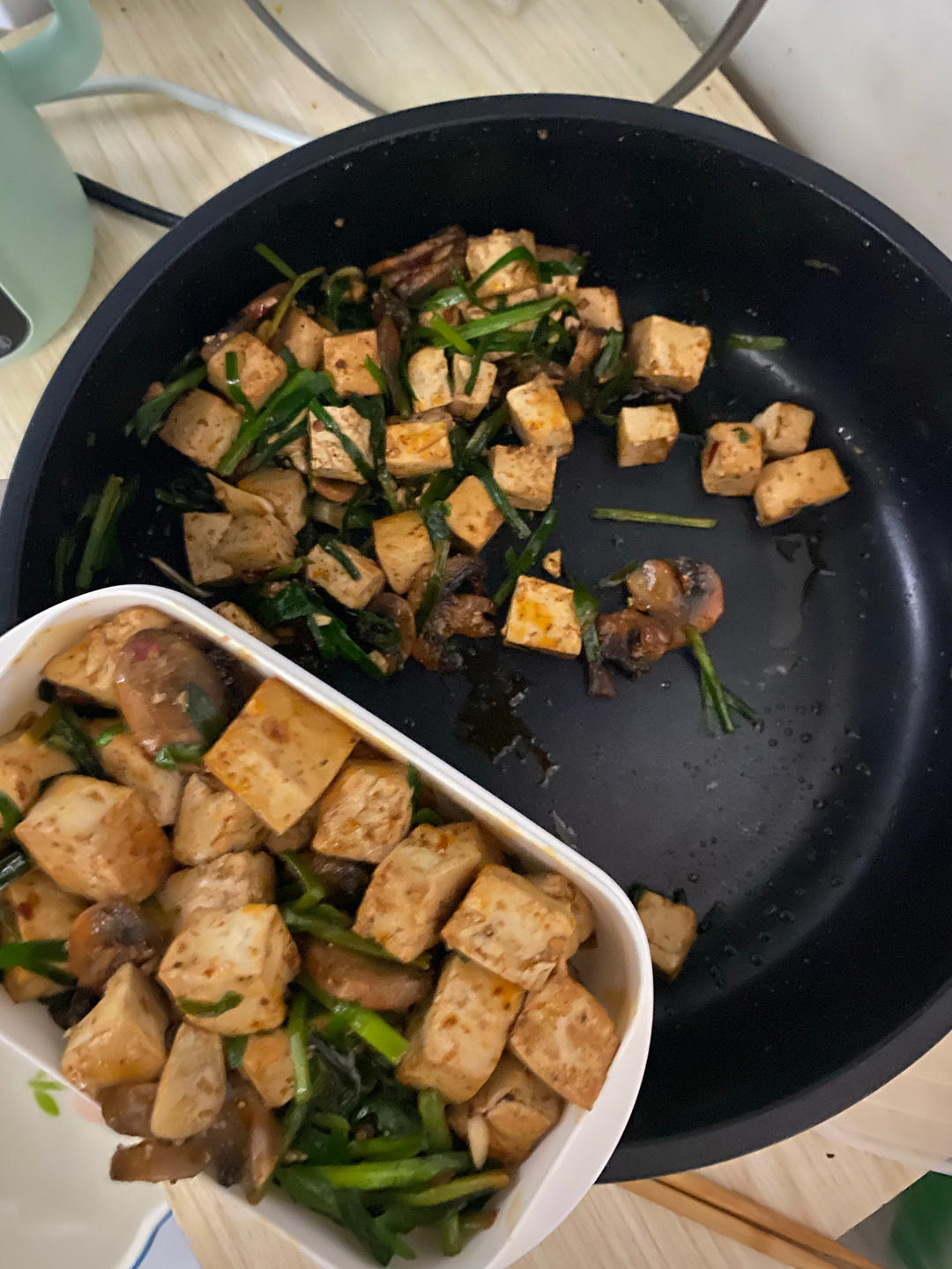 豆腐炒韭菜