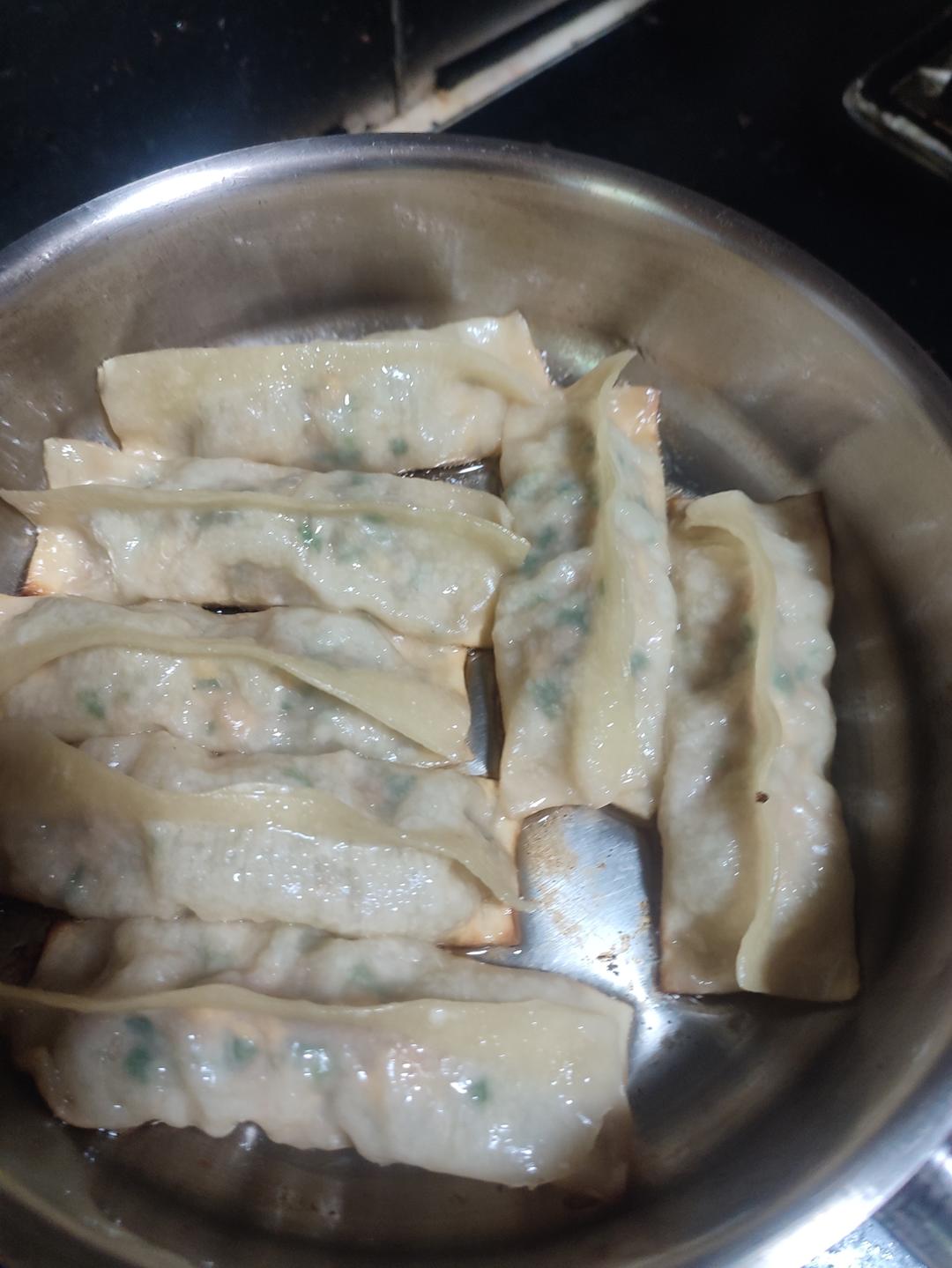 快手锅贴饺