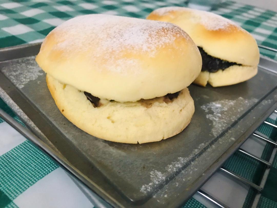 松软香甜的豆沙面包（这可能是最详细的豆沙面包教程）