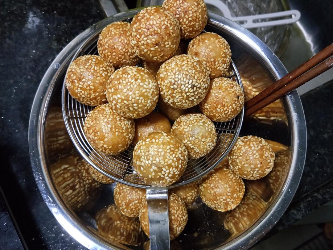 【红豆馅麻球(空心)的做法步骤图】顿顿_Sama_下厨房