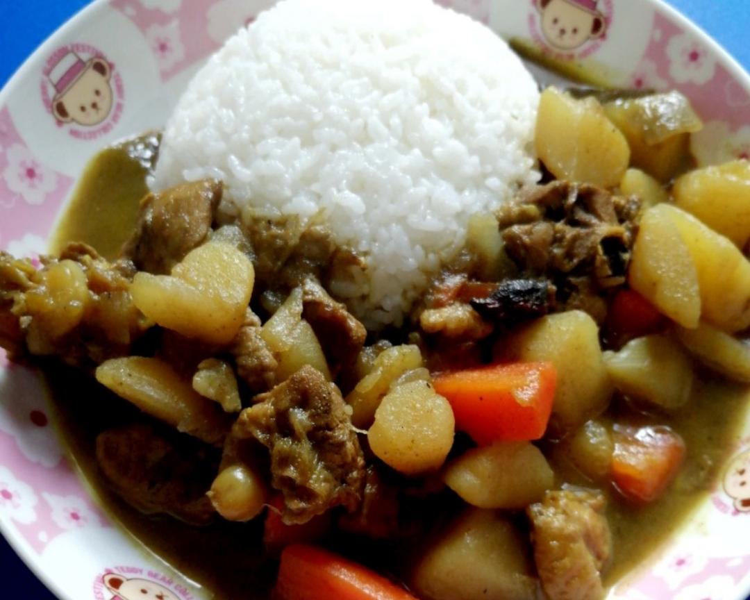 咖喱粉版咖喱鸡肉饭