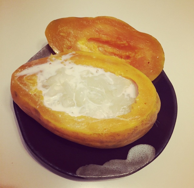 冰糖银耳牛奶炖木瓜