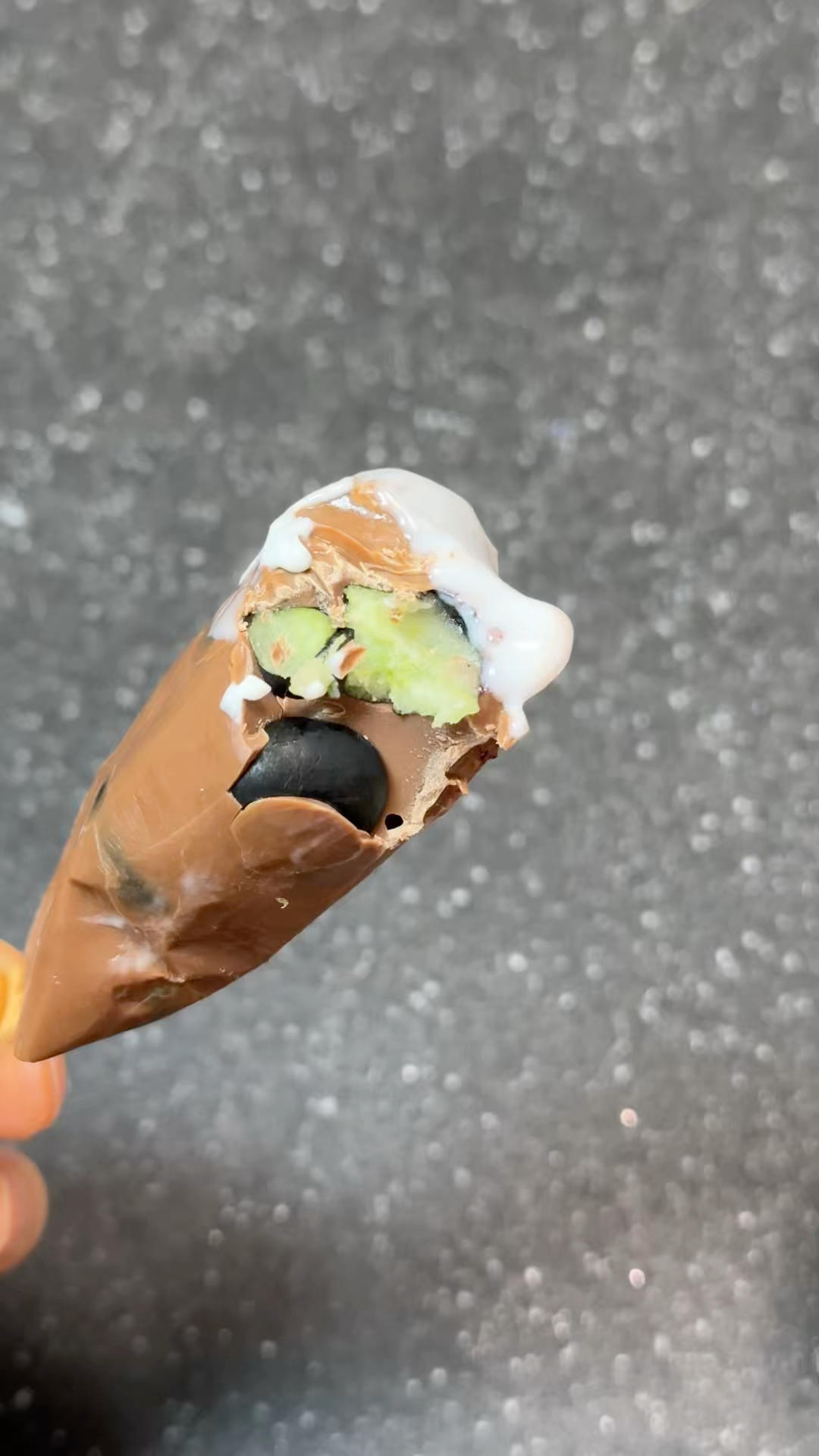 蓝莓巧克力棒