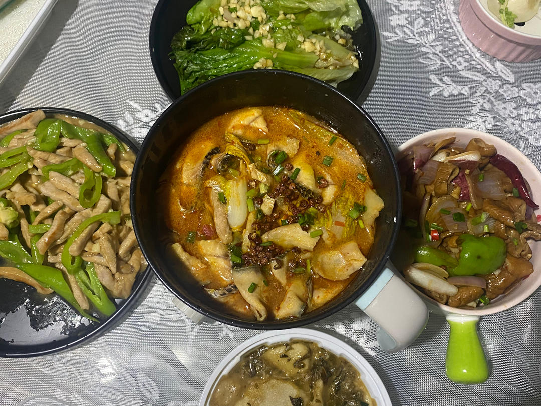 香辣过瘾的爆炒肥肠，这么做巨巨巨下饭！！