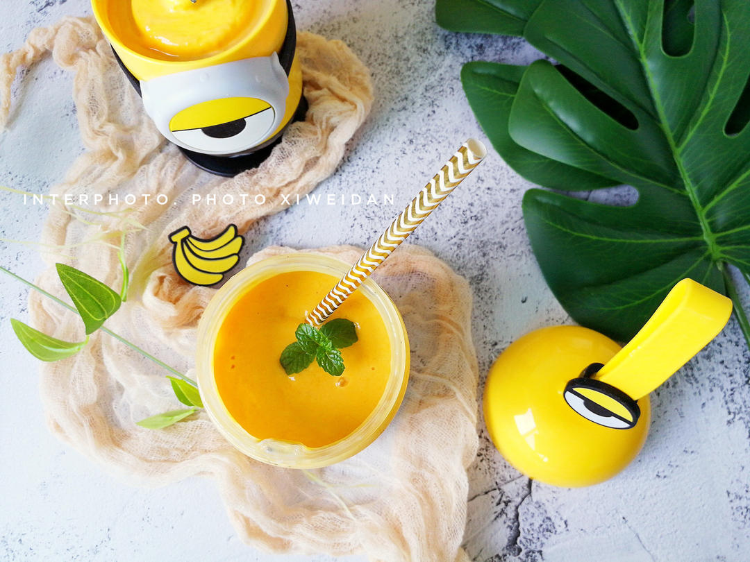 芒果酸奶思慕雪的做法