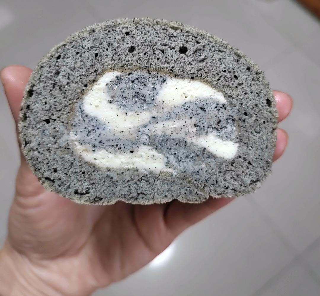 黑芝麻奶油蛋糕卷，超详细做法