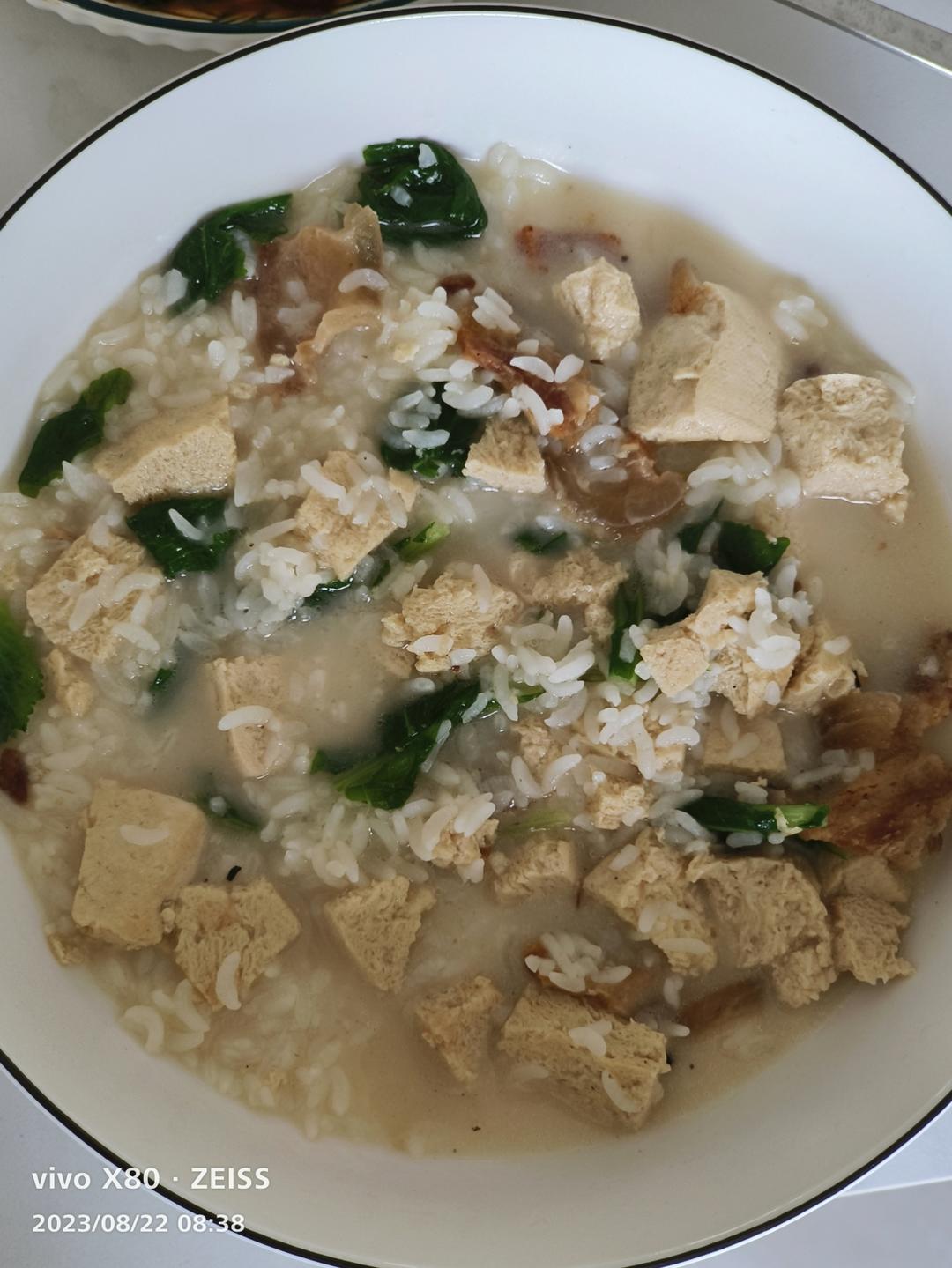 懒人五花肉豆腐牛奶泡饭