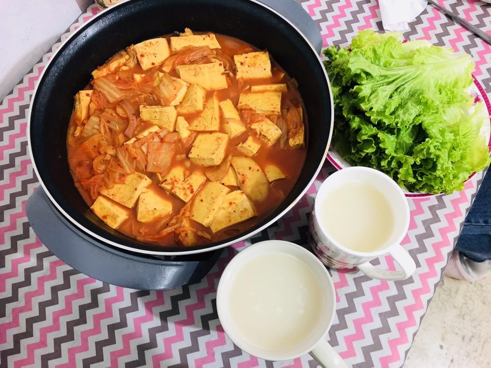 辣白菜豆腐汤