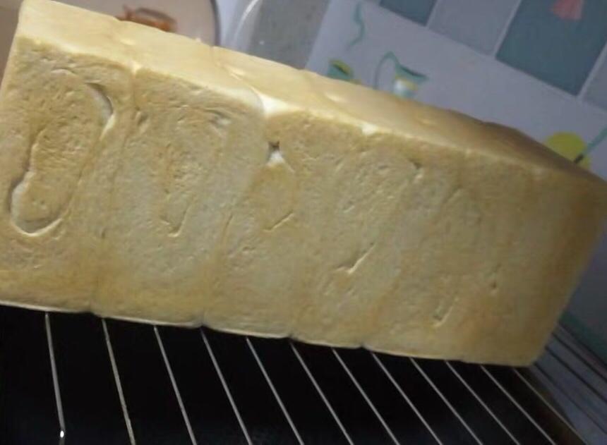 『基础白吐司』